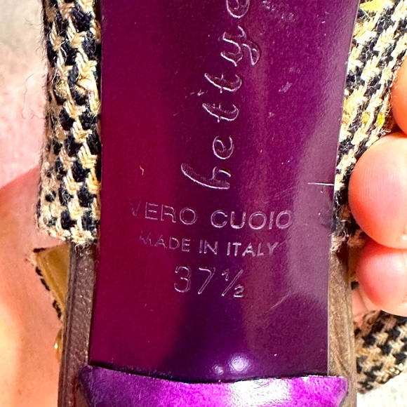 Neutrals Tweed Peeptoe Pumps by Bettye Muller 🤎 - Picture 3 of 12